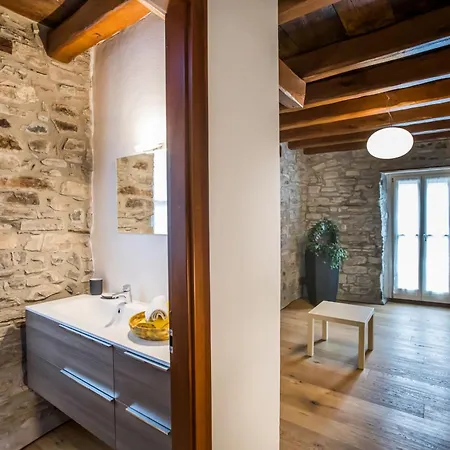 Casa de Férias Borgo Molina Faggeto Lario