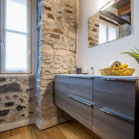 Casa de Férias Borgo Molina Faggeto Lario