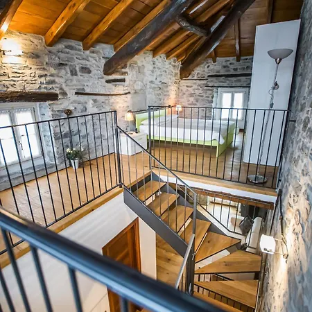 Borgo Molina Feriehus Faggeto Lario